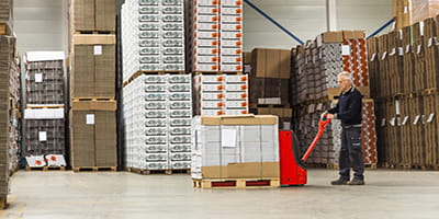 warehouse-003-min.jpg
