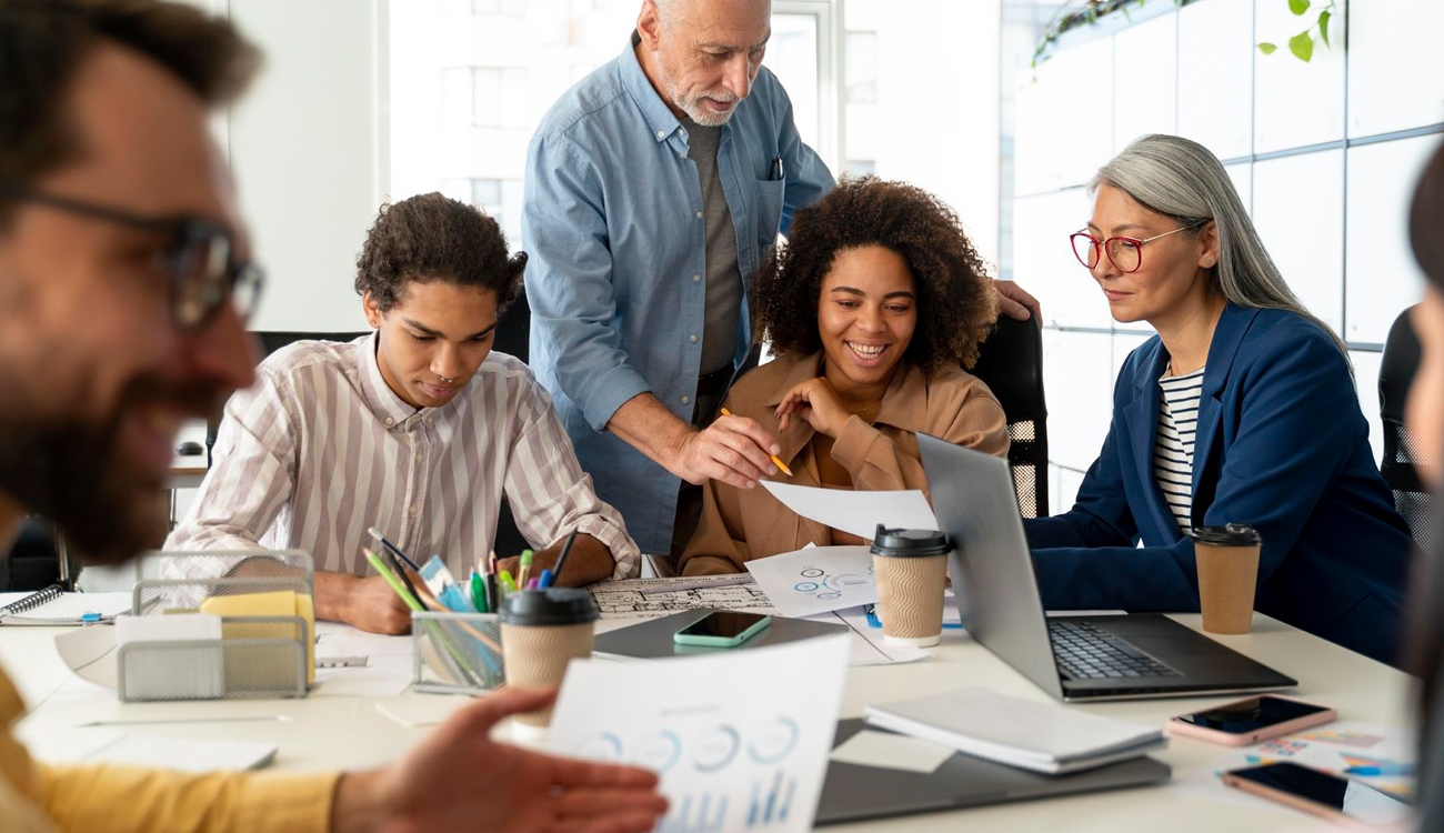 people-working-as-team.jpg